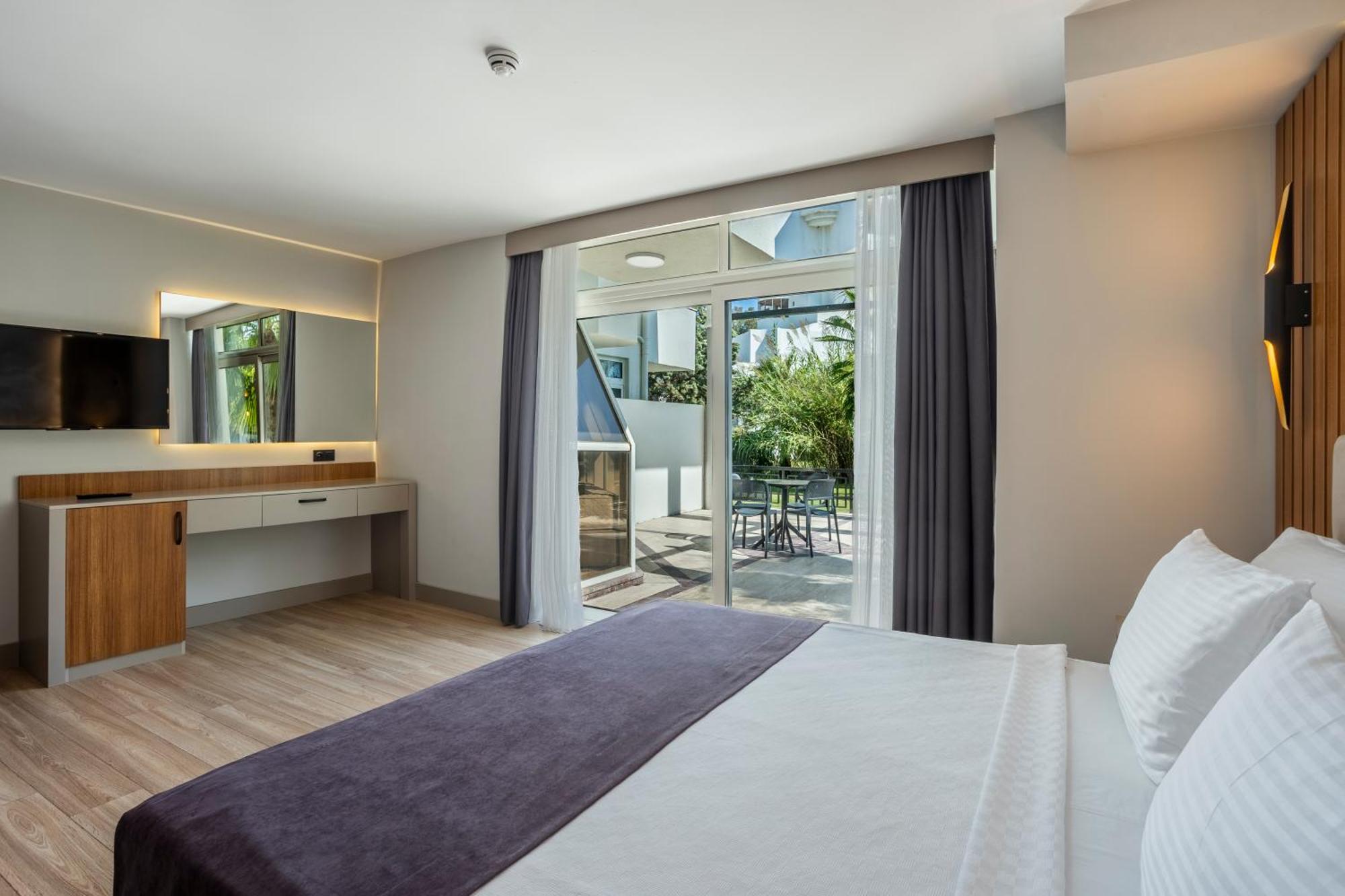 Simena Comfort Hotel Kemer Exterior photo